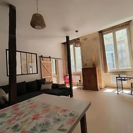 Centre Historique Apartamento *